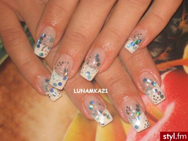www.lunamka21-tipsy.blog.onet.pl - Paznokcie