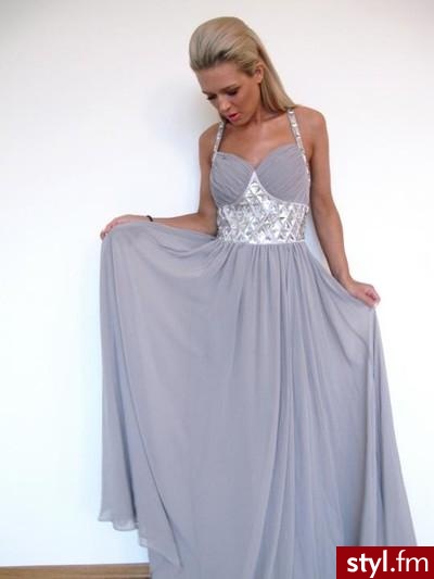 Sukienki Moda