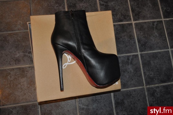 Szpilki Buty Moda