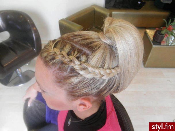 Blond Warkocze Proste Na co dzień Średnie Fryzury