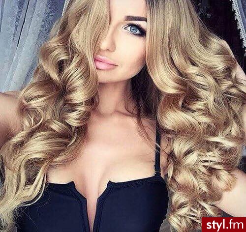 Blond Rozpuszczone Kręcone Na co dzień Długie Fryzury