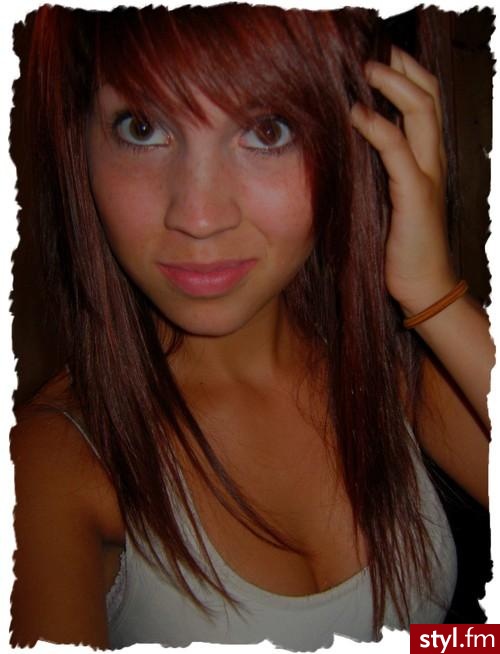Średnie Fryzury