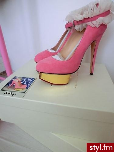 Szpilki Buty Moda