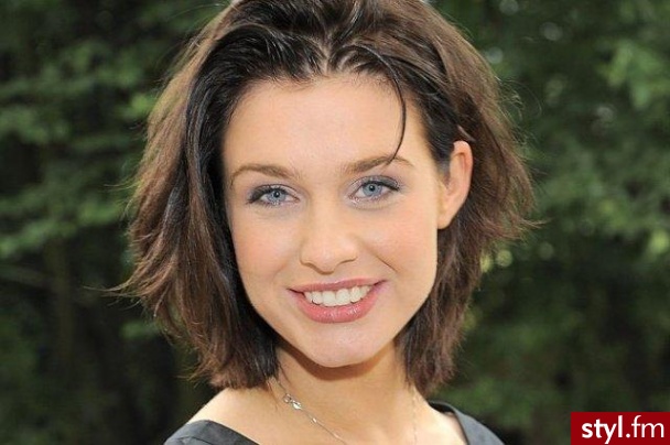 Średnie Fryzury