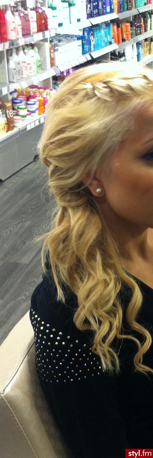 Blond Upięcie Kręcone Wieczorowe Długie Fryzury
