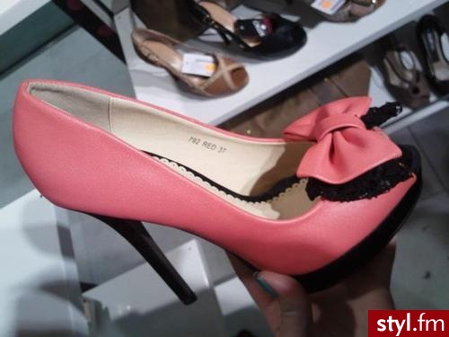 Pozostałe Buty Moda