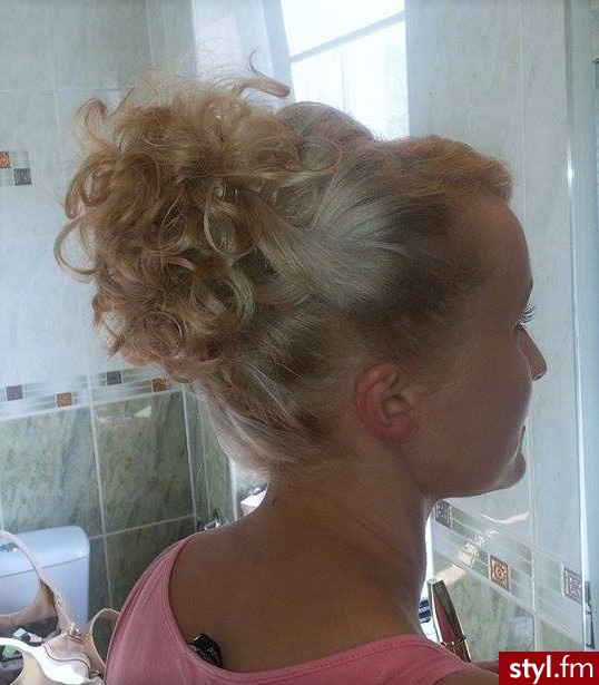 Blond Kok Proste z grzywką Wieczorowe Średnie Fryzury