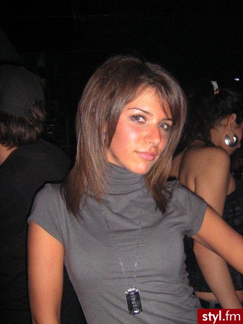 Średnie Fryzury