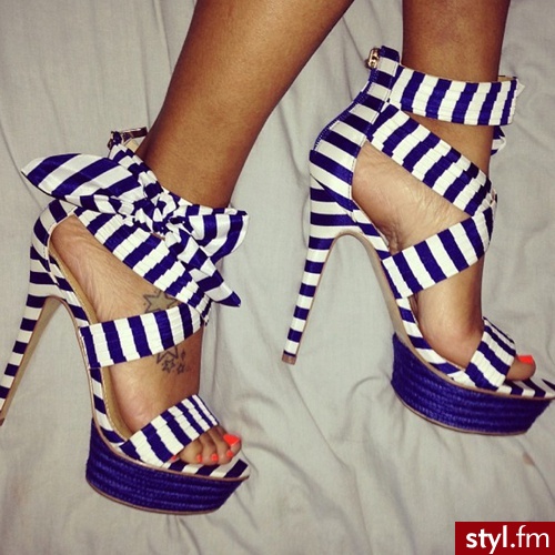 Szpilki Buty Moda