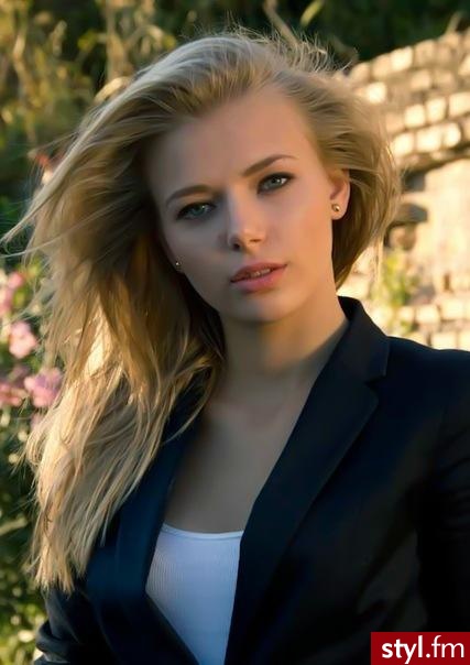 Blond Rozpuszczone Proste Na co dzień Długie Fryzury