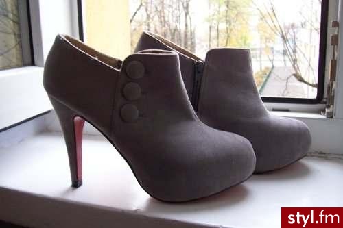 Pozostałe Buty Moda