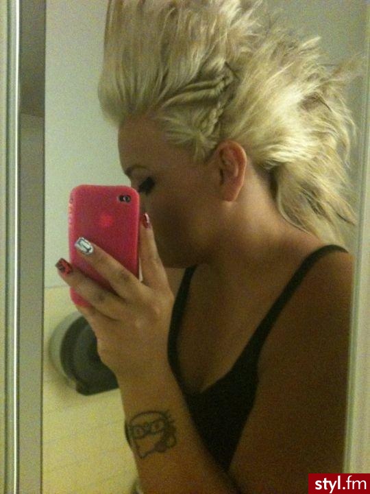 Blond Punk Rock Alternatywne Krótkie Fryzury