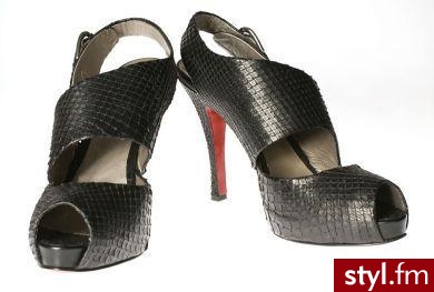buty. Deni Cler
Jeżeli już jest proszę o link - Pozostałe Buty Moda