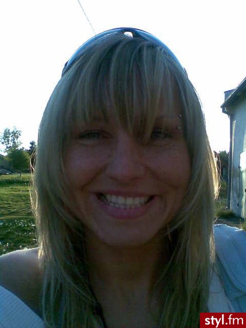 Średnie Fryzury