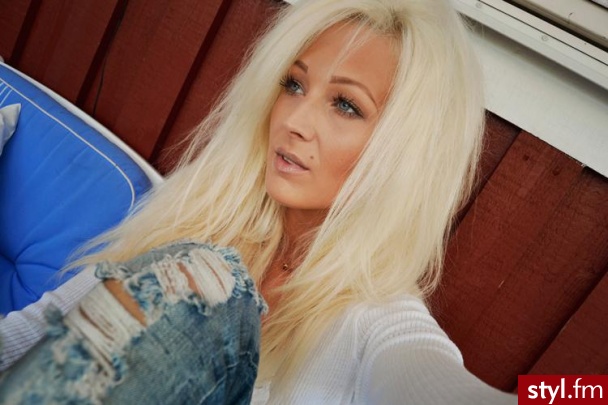 Blond Rozpuszczone Proste Na co dzień Długie Fryzury