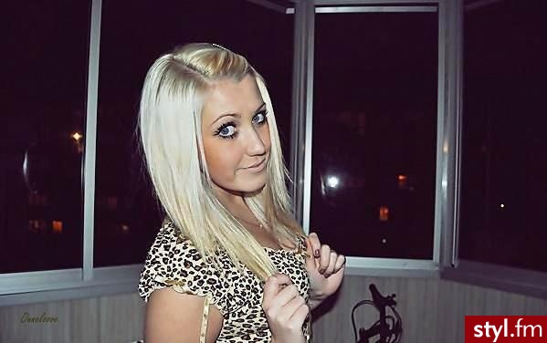 Średnie Fryzury