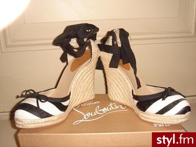 Christian Louboutin - Pozostałe Buty Moda