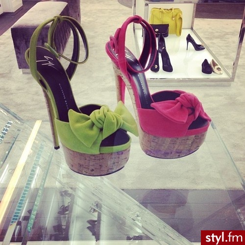 Szpilki Buty Moda