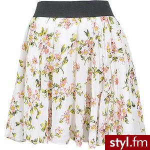 Upload - Pozostałe Ciuchy Moda