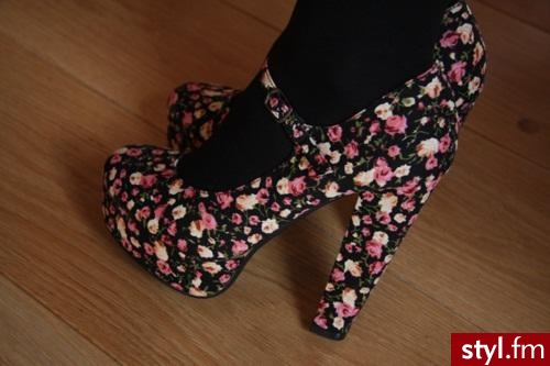 Pozostałe Buty Moda