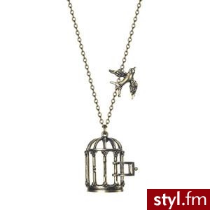 Necklaces #1 - Polyvore. Pobrano ze strony: http://www.polyvore.com/necklaces/collection?id=827945 - Pozostałe Dodatki Moda