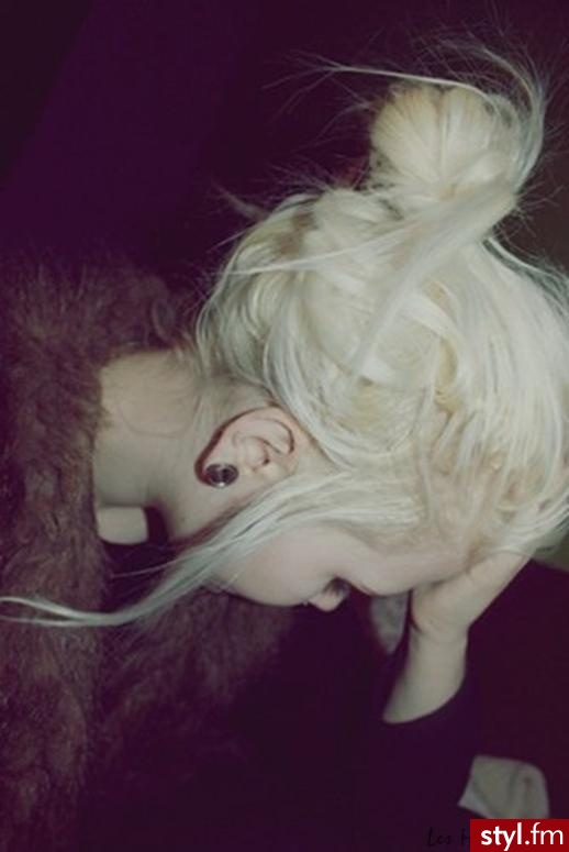 Blond Upięcie Proste Na co dzień Średnie Fryzury