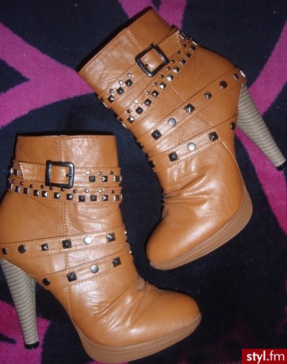 buty:) - Pozostałe Buty Moda