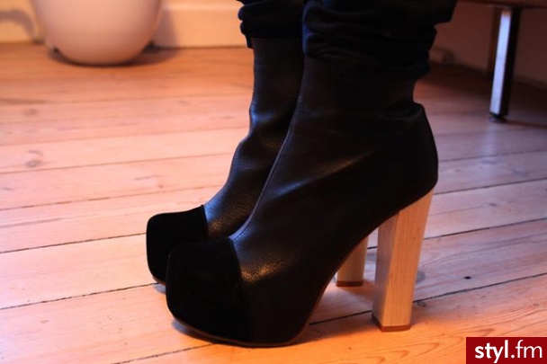 Pozostałe Buty Moda