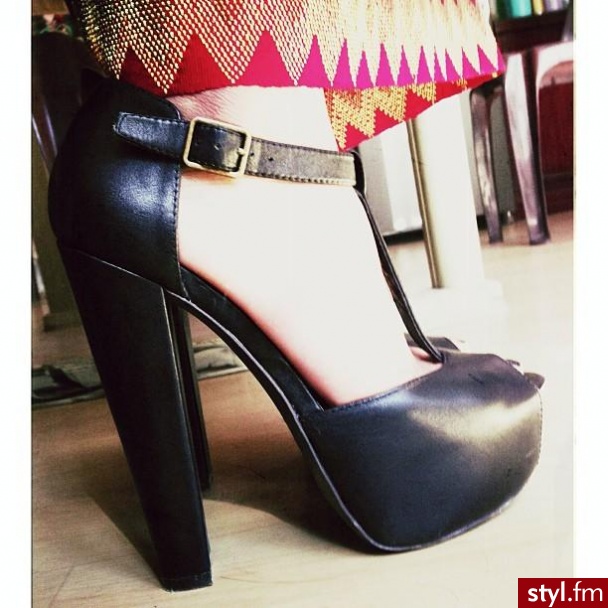 Sandały Buty Moda