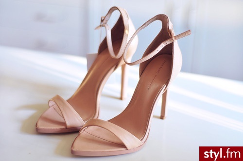 Szpilki Buty Moda
