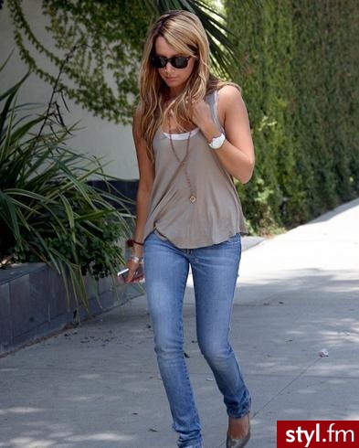 Ashley Tisdale - Moda uliczna Inne Moda