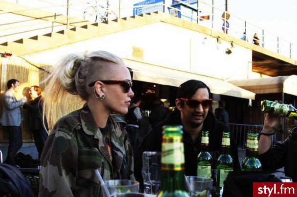Blond Punk Rock Alternatywne Długie Fryzury