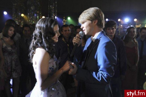 http://www.youtube.com/watch?v=cEDoQlnei90
http://www.youtube.com/watch?v=I93pGQ9qrSg
http://zalukaj.pl/zalukaj-film/6690/randka_z_gwiazda_starstruck_2010_.html

\"randka z gwiazdą \" polecam ;D - Misz-masz