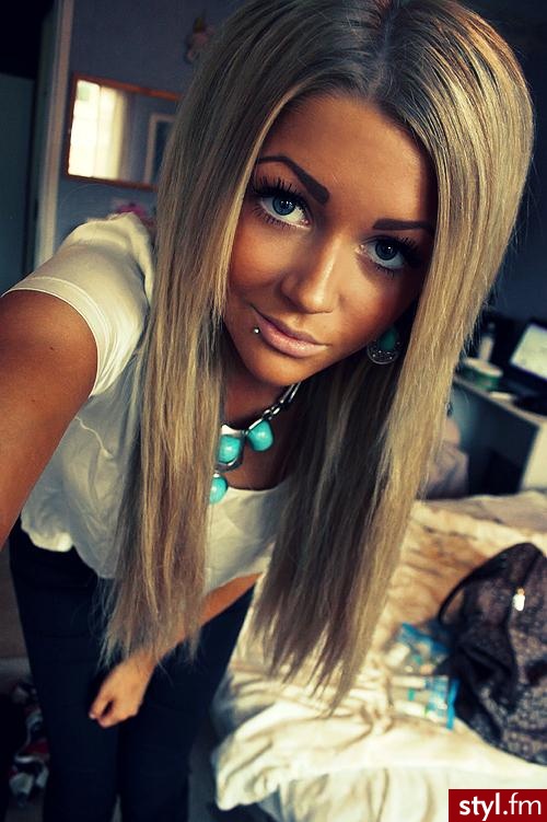 Blond Rozpuszczone Proste Na co dzień Długie Fryzury