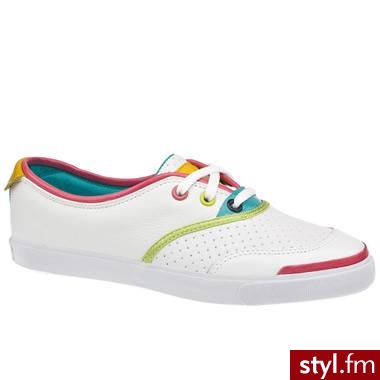 Mnie się akurat te nie podobają, ale może którejś z Was ;) Lacoste, 390 zł. Allegro. - Pozostałe Buty Moda