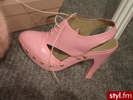 Pozostałe Buty Moda