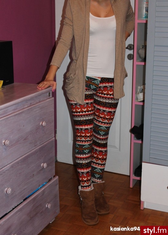 Leginsy Spodnie Moda