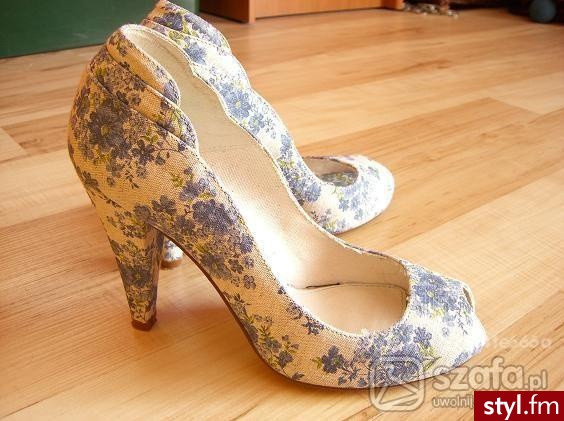 Pozostałe Buty Moda