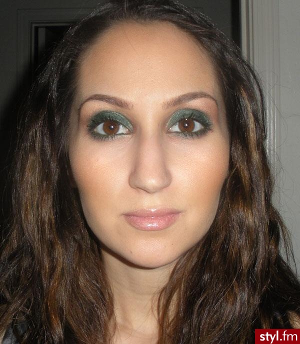 DARK green - Dzienne Makijaże