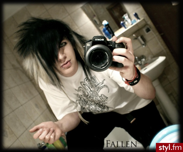 EMO Alternatywne Średnie Fryzury