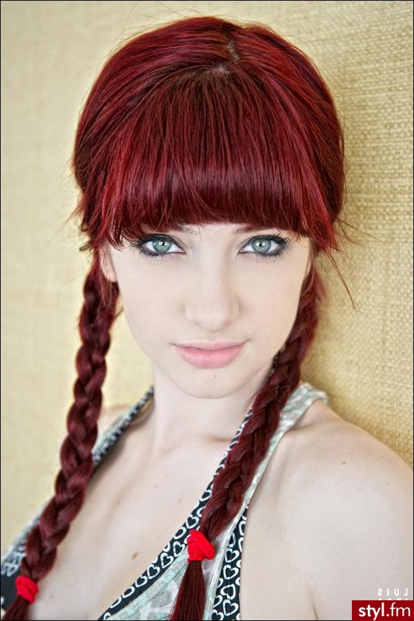Susan Coffey - Kolorowe Warkocze Proste z grzywką Na co dzień Długie Fryzury