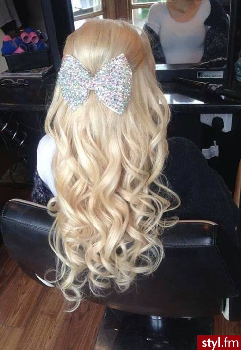 Blond Rozpuszczone Kręcone Na co dzień Długie Fryzury