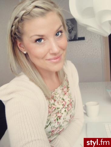 Średnie Fryzury