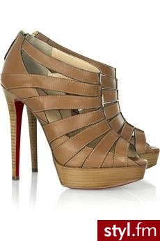 buty. Christian Louboutin
Jeżeli już jest proszę o link - Pozostałe Buty Moda