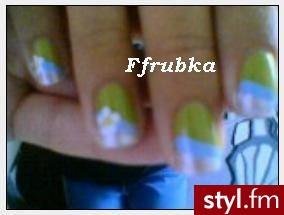 Autor: Ffrubka Wakacyjne :). Autor: <b>Ffrubka</b><br /> Przepraszam za jakość foty, ale miałam do dyspozycji jedynie aparat w komórce:/ - Paznokcie