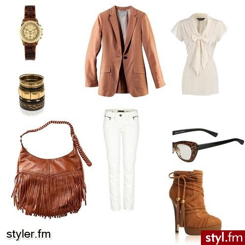 :) brązowawy. :))) - Styler