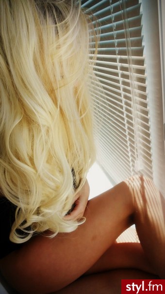 Blond Rozpuszczone Kręcone Na co dzień Długie Fryzury