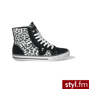 Vans, cena ok 150 zł - niestety tylko tyle wiem , - Pozostałe Buty Moda