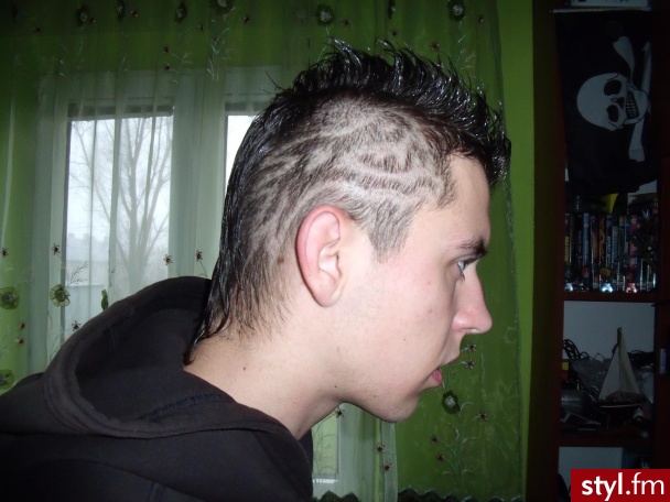 Średnie Męskie Fryzury