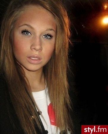 Brązowe Rozpuszczone Proste Na co dzień Długie Fryzury